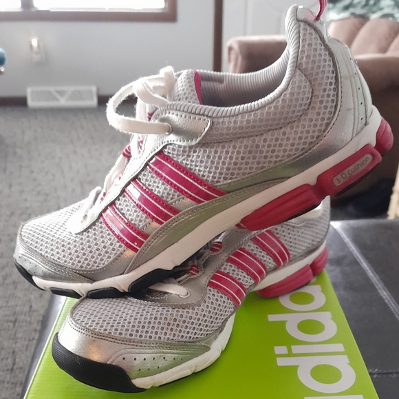 Adidas Raziya II women's sz 10. Perfect condition like new - Picture 2 of 7